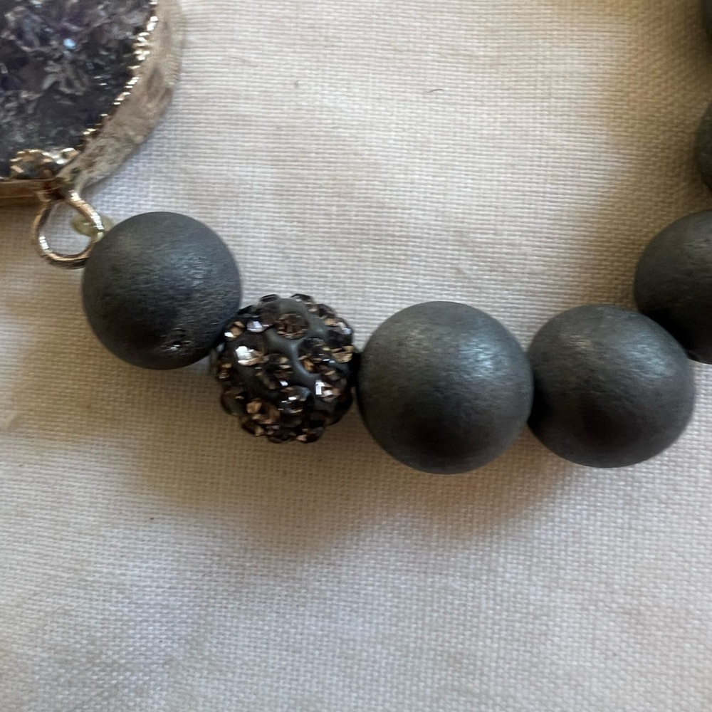Gray Druzy Stone Bracelet - Picture 4 of 6